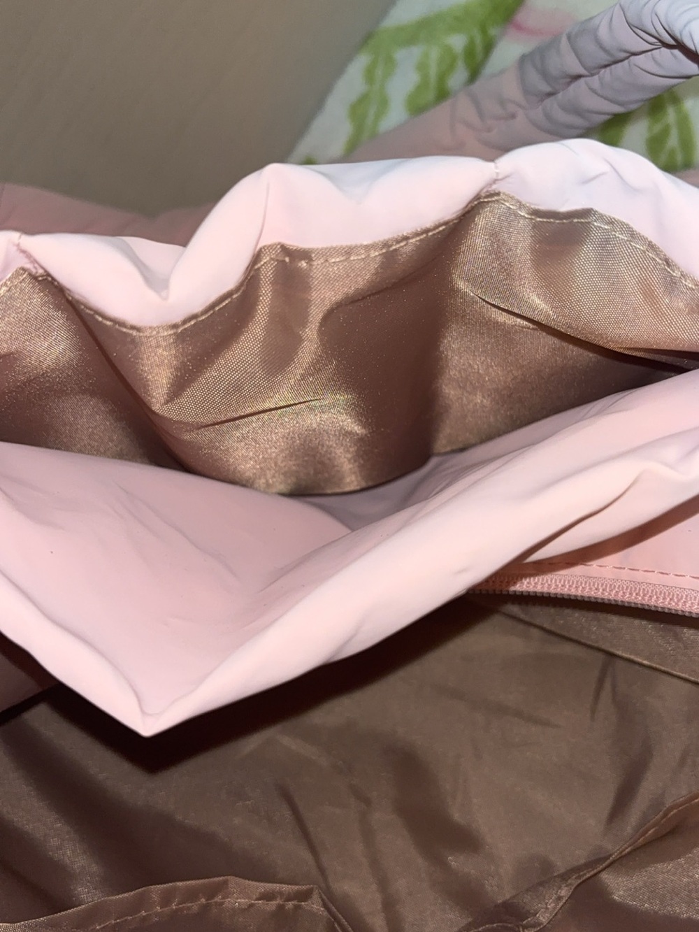 Blush Pink quilted tote bag from bagsmart